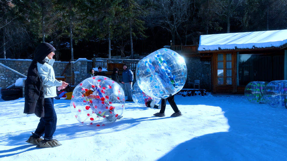 济南南山冰雪旅游季开启,九如山冰瀑节正式迎宾