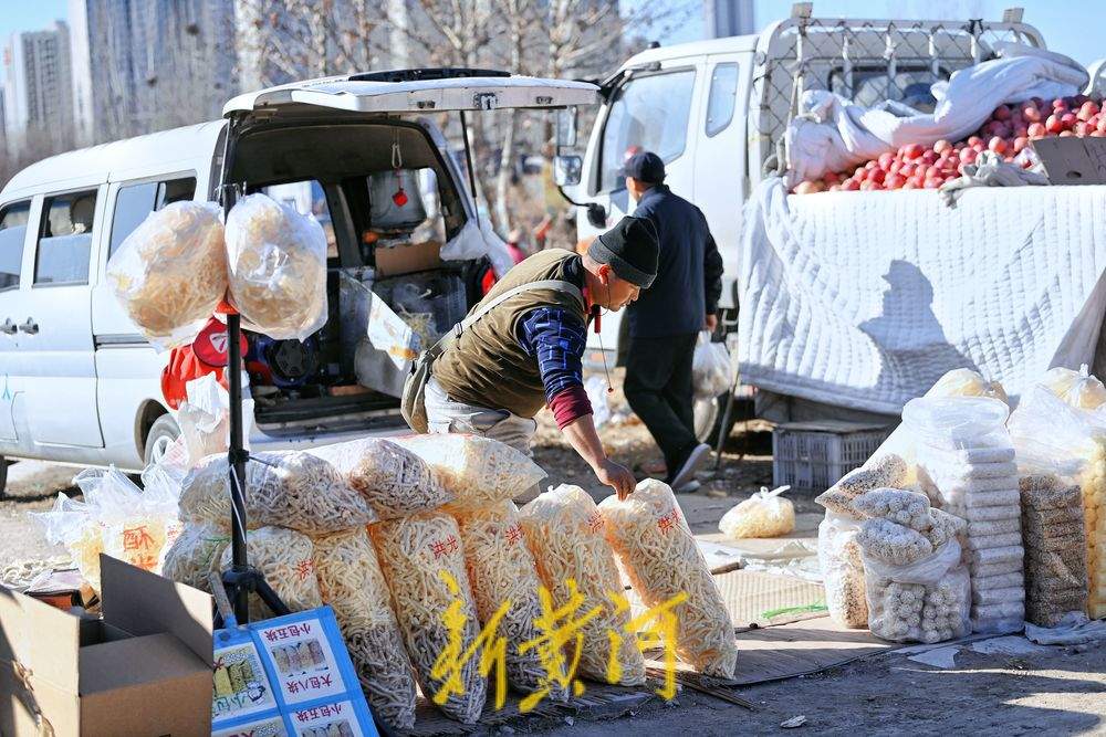 泉城腊月大集年味浓