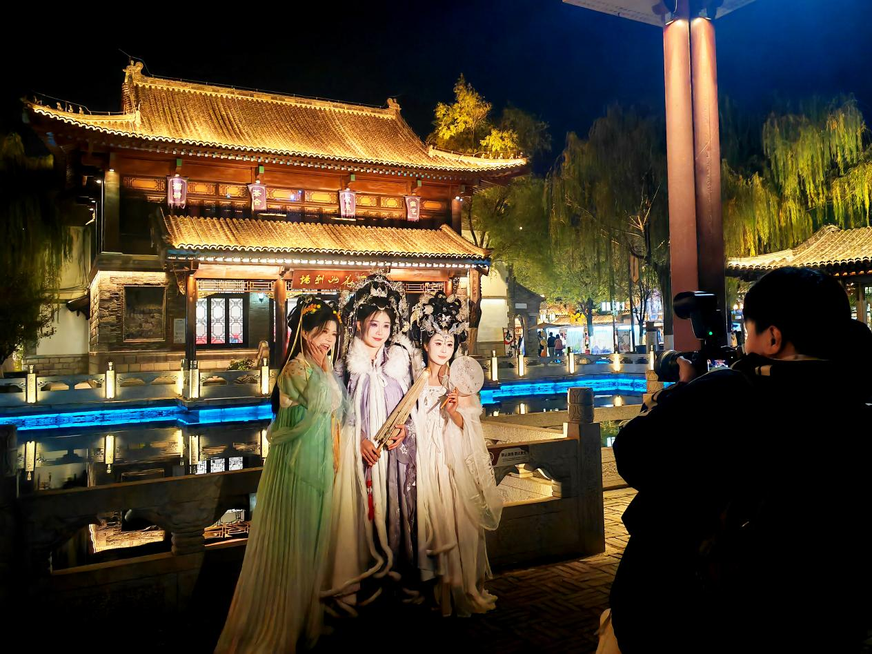 节前市场趋势观察: “货力全开”的济南,有啥年味商机?