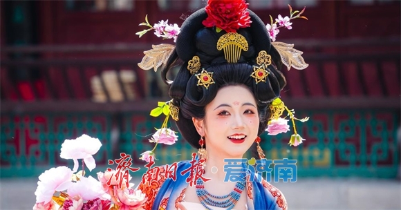 花朝节“十二花神”选拔启动,约百位汉服佳丽展古韵风华