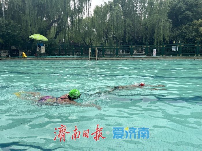 夏日经济新观察:消费热潮奔涌,民生底色愈浓