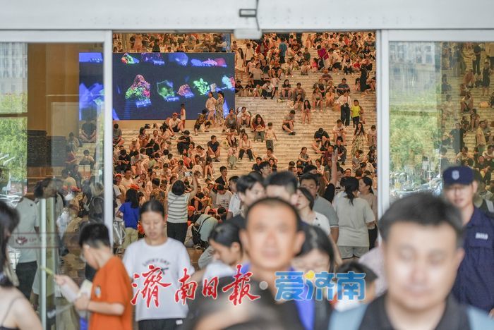 山东博物馆暑期客流攀升,再现