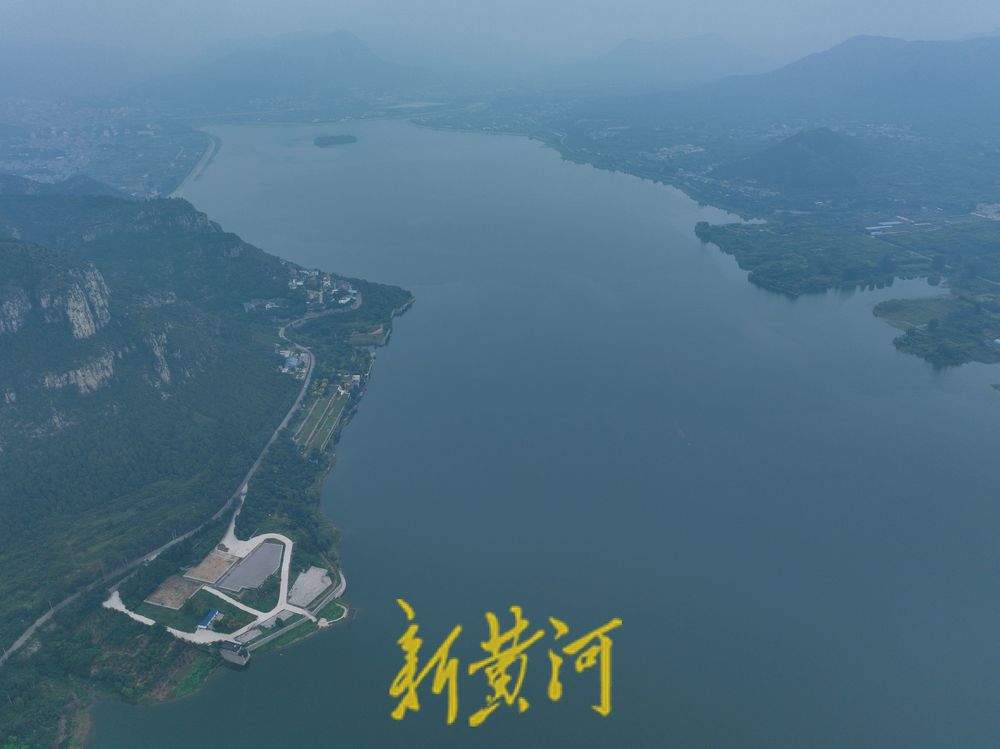 一年四季 泉在济南丨云雾缭绕 济南卧虎山水库宛如“水墨画”