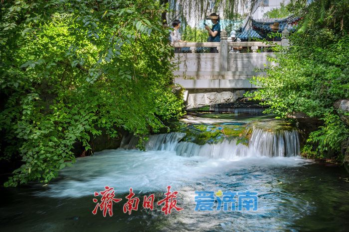 一年四季 泉在济南丨趵突泉水位攀升至28.92米,景区瀑布景点成为新打卡亮点