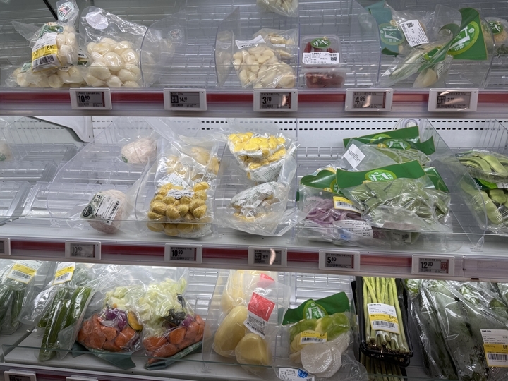 省去清洗切菜等步骤，净菜成年轻人“新宠”，有外卖商家月销百余单