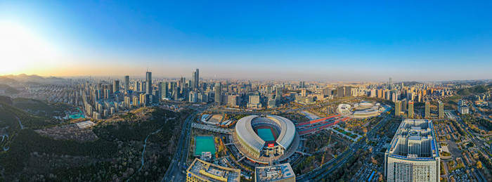 一年四季 泉在济南丨泉城晴暖迎降温 天际线尽显生机