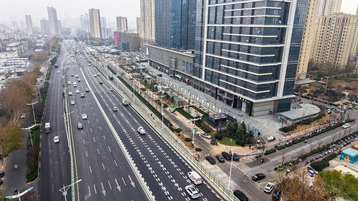 露出“真容”！济南地铁4、8号线及6号线东段站点陆续拆除围挡