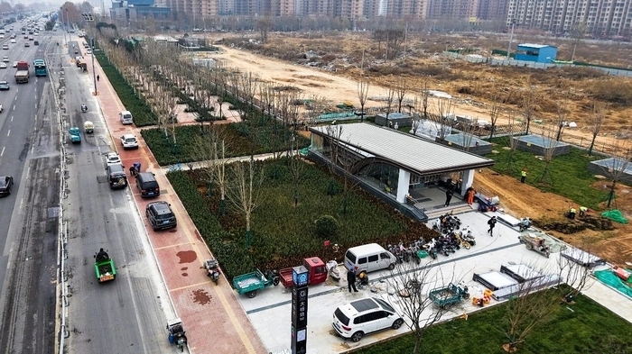 露出“真容”！济南地铁4、8号线及6号线东段站点陆续拆除围挡