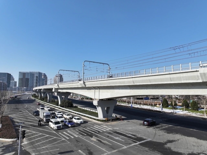 露出“真容”！济南地铁4、8号线及6号线东段站点陆续拆除围挡