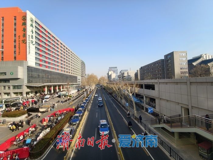 济南:便民服务“有为”,就医非机动车停放“有位”