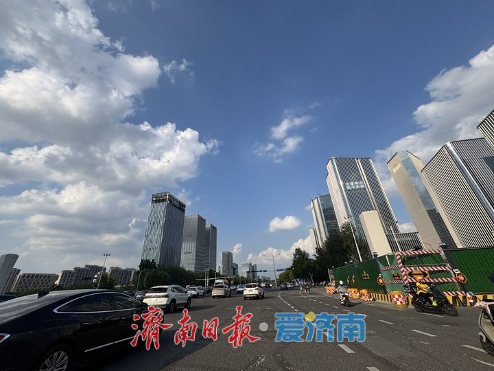 一日画风切换!济南上演水墨到油画的夏日变幻