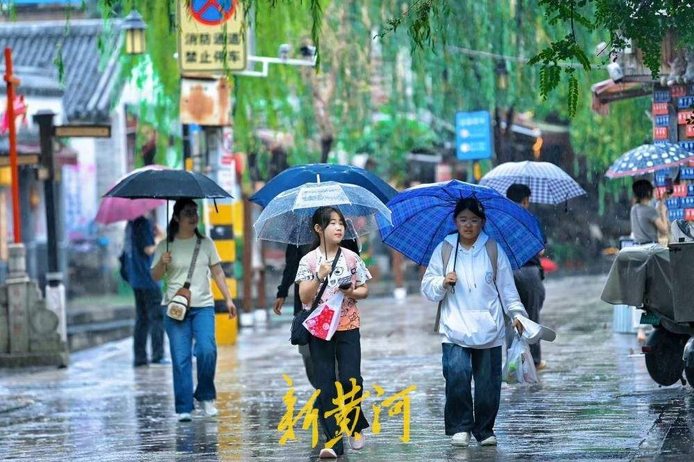 济南：雨润泉巷 曲水亭街烟雨流韵醉游人