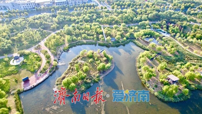 秋染华山湖 绘就泉城生态宜居画卷