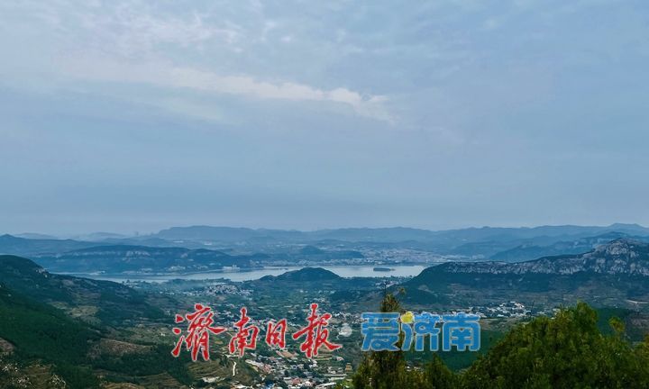 一年四季 泉在济南丨重峦叠嶂染秋色
