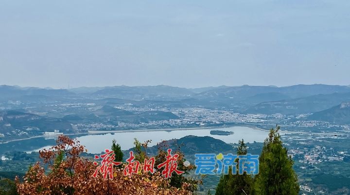 一年四季 泉在济南丨重峦叠嶂染秋色