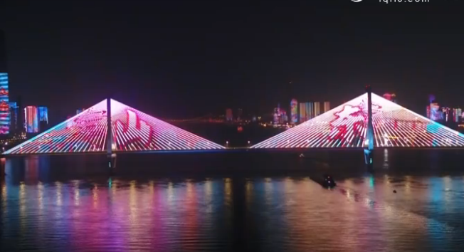 視頻|武漢25公里“長江巨屏”為山東點亮
