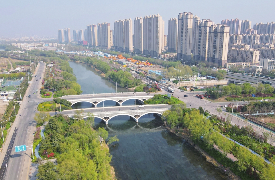 济南：清河生态美 “玉带”贯泉城