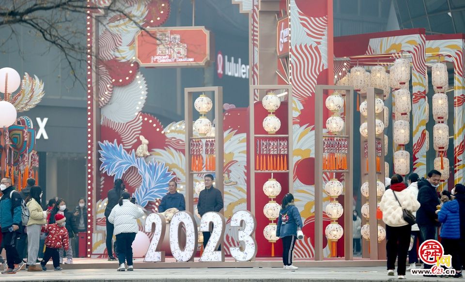 济南文化旅游市场这个春节假期交出三年以来最亮眼成绩单：景区再现“人从众” 多项数据翻倍